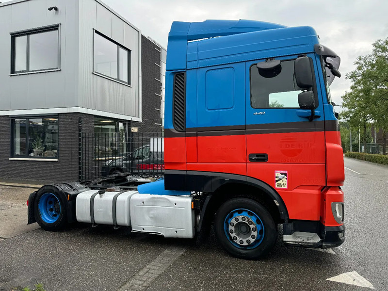 DAF XF 440 4X2 EURO 6 MEGA LOW DECK - Τράκτορας: φωτογραφία 4 DAF XF 440 4X2 EURO 6 MEGA LOW DECK - Τράκτορας: φωτογραφία 4