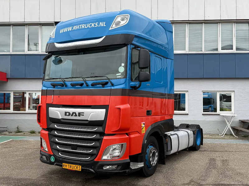 DAF XF 450 4X2 EURO 6 - MEGA - Τράκτορας: φωτογραφία 1 DAF XF 450 4X2 EURO 6 - MEGA - Τράκτορας: φωτογραφία 1