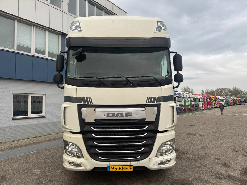 DAF XF 460 4X2 EURO 6 SKIRTS SPOILERS DOUBLE TANK - Τράκτορας: φωτογραφία 2 DAF XF 460 4X2 EURO 6 SKIRTS SPOILERS DOUBLE TANK - Τράκτορας: φωτογραφία 2
