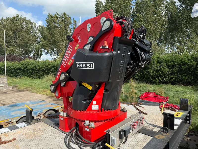 FASSI 8 x HYDR + 3 X MANUEL, REMOTE CONTROLE, WINCH 5630 KG, WITH SEPARATE BOX WITH HYDROVEN POWERPACK 30KW AND OIL TANK. F1950RAF 2. - Μπούμα: φωτογραφία 4 FASSI 8 x HYDR + 3 X MANUEL, REMOTE CONTROLE, WINCH 5630 KG, WITH SEPARATE BOX WITH HYDROVEN POWERPACK 30KW AND OIL TANK. F1950RAF 2. - Μπούμα: φωτογραφία 4