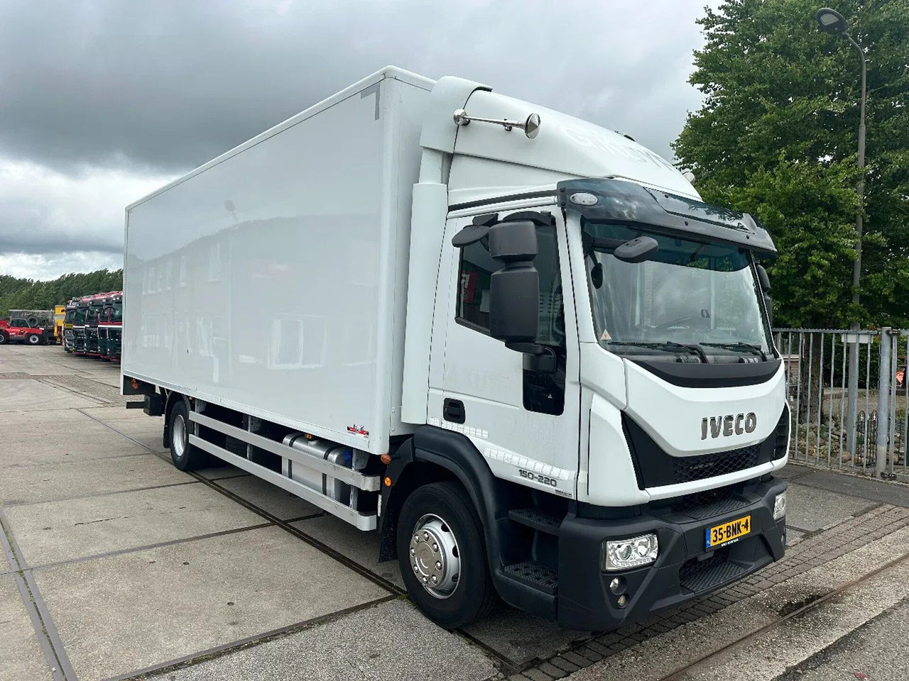 Iveco ML 150 -220, DHOLLANDIA LIFT, BOX 760X250X250 CM - Φορτηγό κόφα: φωτογραφία 3 Iveco ML 150 -220, DHOLLANDIA LIFT, BOX 760X250X250 CM - Φορτηγό κόφα: φωτογραφία 3