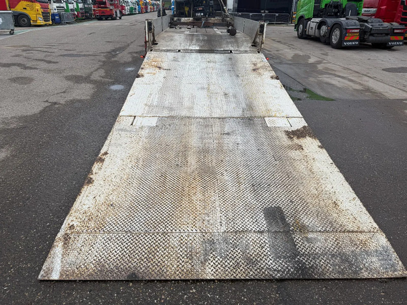 Kaiser S3802F33, DOUBLE HYDRAULIC RAMP - Επικαθήμενο με χαμηλό δάπεδο: φωτογραφία 5 Kaiser S3802F33, DOUBLE HYDRAULIC RAMP - Επικαθήμενο με χαμηλό δάπεδο: φωτογραφία 5