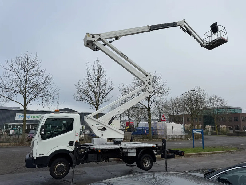 Nissan Cabstar 35.12 + ISOLI 21 METER AERIAL PLATFORM - Ελαφρύ επαγγελματικό: φωτογραφία 2 Nissan Cabstar 35.12 + ISOLI 21 METER AERIAL PLATFORM - Ελαφρύ επαγγελματικό: φωτογραφία 2