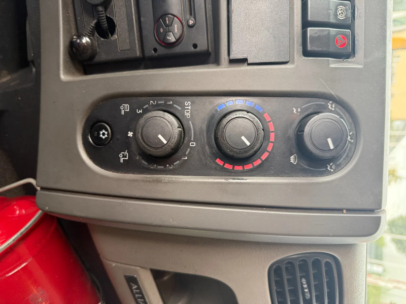 Renault Premium 380 380 6X2 STUURAS - Φορτηγό κόφα: φωτογραφία 5 Renault Premium 380 380 6X2 STUURAS - Φορτηγό κόφα: φωτογραφία 5