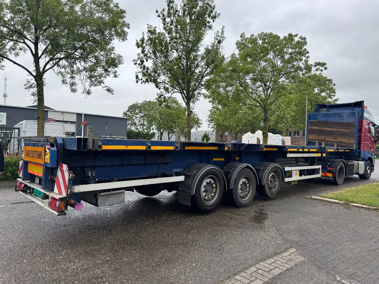 Schmidt HAGEN 3 AXLE + LIFTING AXLE - Επικαθήμενο πλατφόρμα/ Καρότσα: φωτογραφία 4 Schmidt HAGEN 3 AXLE + LIFTING AXLE - Επικαθήμενο πλατφόρμα/ Καρότσα: φωτογραφία 4