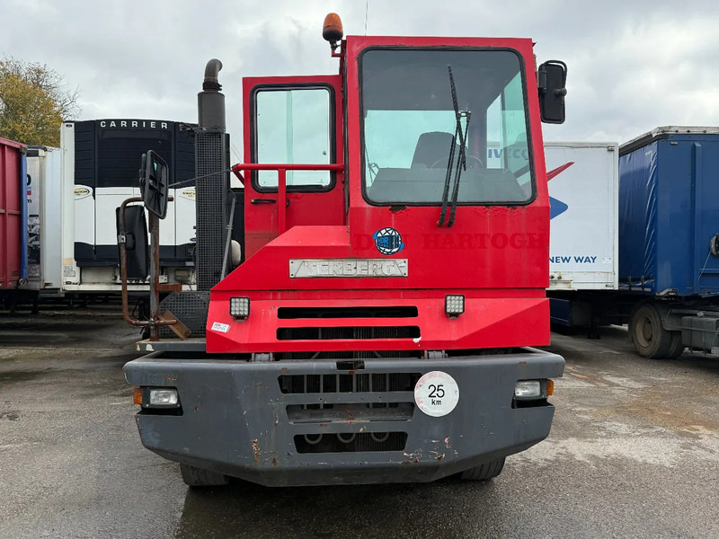 Terberg YT 180 4X2 - HUB REDUCTION + NL REGISTRATION! - Τράκτορες τελωνείων: φωτογραφία 2 Terberg YT 180 4X2 - HUB REDUCTION + NL REGISTRATION! - Τράκτορες τελωνείων: φωτογραφία 2