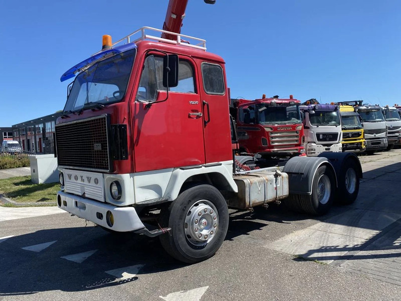 Volvo F 89 6X2 - F89TURBO6 - Τράκτορας: φωτογραφία 1 Volvo F 89 6X2 - F89TURBO6 - Τράκτορας: φωτογραφία 1