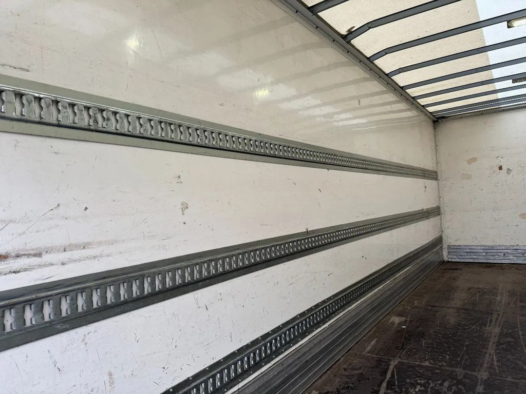 Φορτηγό κόφα Volvo FE 280 4X2 EURO 6 TÜV TILL 01-2026: φωτογραφία 10