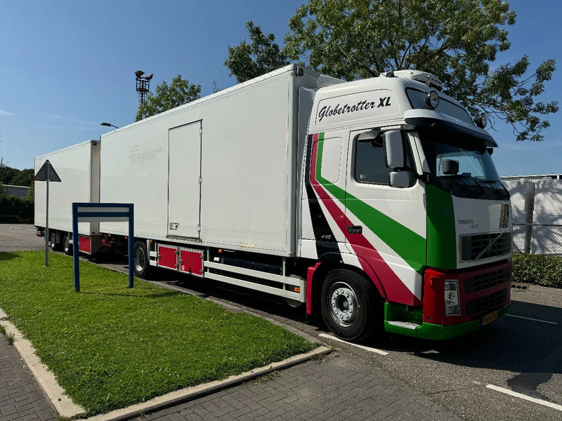 Volvo FH 12.420 4X2 EURO 3+ BURG HANGER + THERMO KING + DHOLLANDIA LIFT - Φορτηγό ψυγείο: φωτογραφία 3 Volvo FH 12.420 4X2 EURO 3+ BURG HANGER + THERMO KING + DHOLLANDIA LIFT - Φορτηγό ψυγείο: φωτογραφία 3