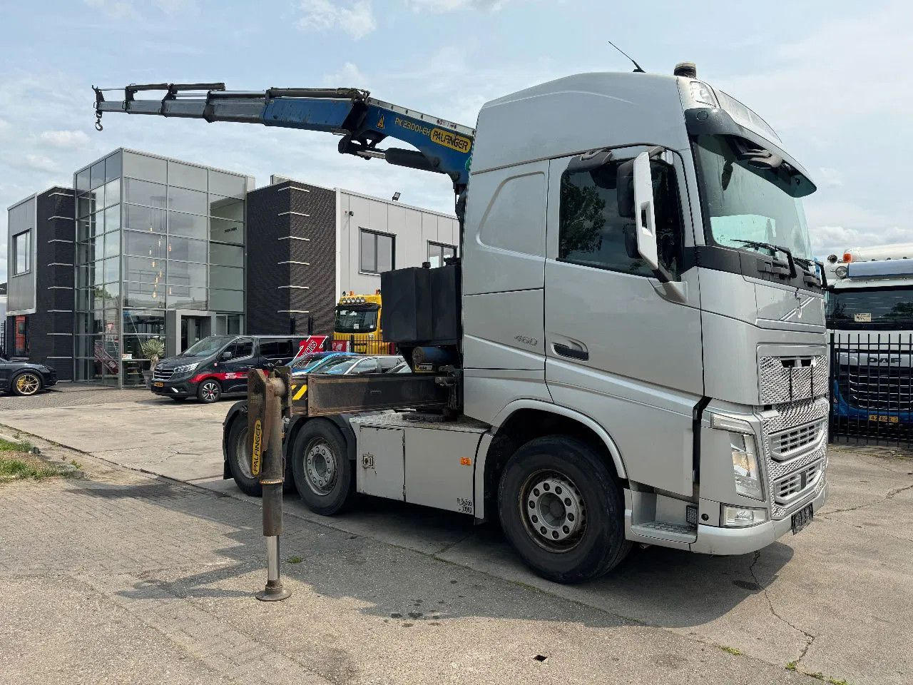 Volvo FH 460 6X2 PALFINGER 2300 + REMOTE CONTROL - Φορτηγό με γερανό: φωτογραφία 1 Volvo FH 460 6X2 PALFINGER 2300 + REMOTE CONTROL - Φορτηγό με γερανό: φωτογραφία 1