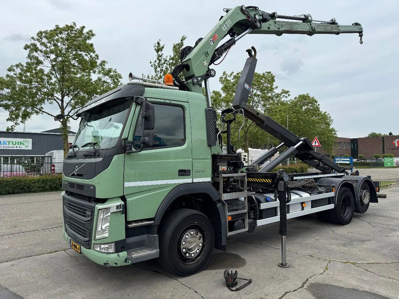 Volvo FM 370 6X2 VDL 21T HOOK + HIAB 211 + REMOTE CONT - Φορτηγό με γερανό: φωτογραφία 2 Volvo FM 370 6X2 VDL 21T HOOK + HIAB 211 + REMOTE CONT - Φορτηγό με γερανό: φωτογραφία 2