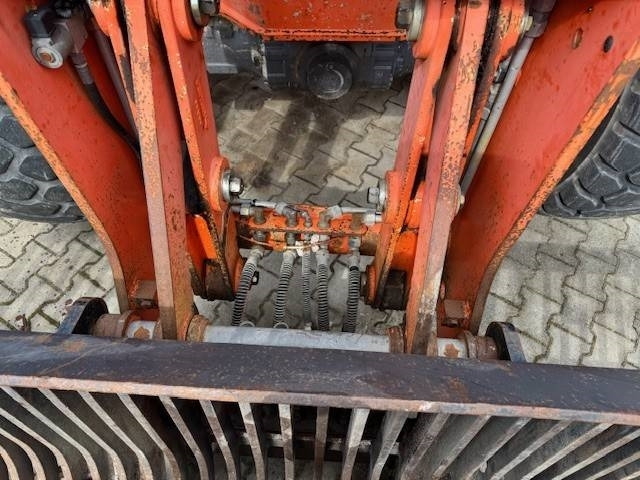 Ελαστιχοφόρος φορτωτής AHLMANN AS 150 E: φωτογραφία 8 Ελαστιχοφόρος φορτωτής AHLMANN AS 150 E: φωτογραφία 8