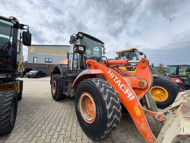 HITACHI ZW180 - Ελαστιχοφόρος φορτωτής: φωτογραφία 4 HITACHI ZW180 - Ελαστιχοφόρος φορτωτής: φωτογραφία 4