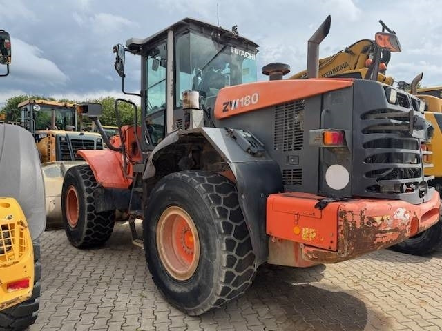 HITACHI ZW180 - Ελαστιχοφόρος φορτωτής: φωτογραφία 2 HITACHI ZW180 - Ελαστιχοφόρος φορτωτής: φωτογραφία 2