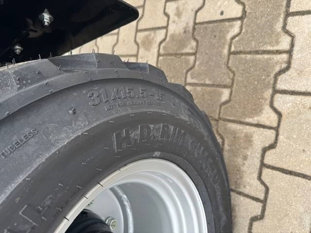 Kubota RT 260-2  - Ελαστιχοφόρος φορτωτής: φωτογραφία 5 Kubota RT 260-2  - Ελαστιχοφόρος φορτωτής: φωτογραφία 5