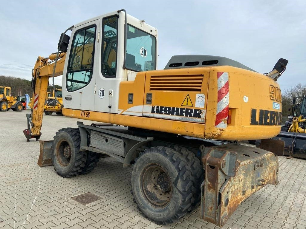 Liebherr A 900 C Litronic - Τροχοφόρος εκσκαφέας: φωτογραφία 1 Liebherr A 900 C Litronic - Τροχοφόρος εκσκαφέας: φωτογραφία 1