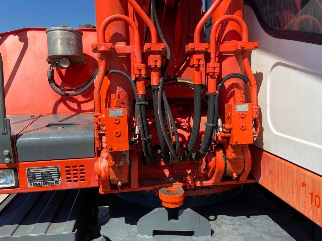 Τροχοφόρος εκσκαφέας Liebherr A 900 C: φωτογραφία 13