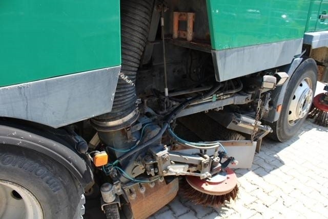 Σάρωθρο δρόμων MAN M 2000: φωτογραφία 7 Σάρωθρο δρόμων MAN M 2000: φωτογραφία 7