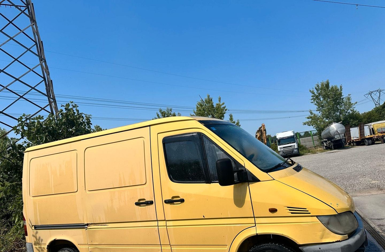 Furgone Mercedes Sprinter 211 - Βαν: φωτογραφία 3 Furgone Mercedes Sprinter 211 - Βαν: φωτογραφία 3