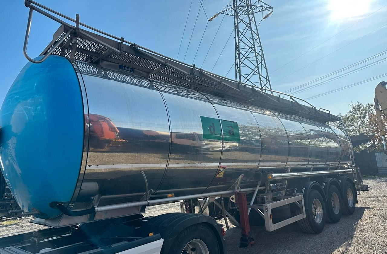 Semirimorchio cisterna Feldbinder - Επικαθήμενο βυτίο: φωτογραφία 1 Semirimorchio cisterna Feldbinder - Επικαθήμενο βυτίο: φωτογραφία 1