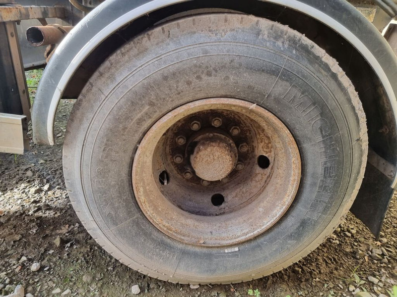 Giant 17.5 Inch - 10 Bolts - Αξονας και ανταλλακτικά για Φορτηγό: φωτογραφία 1 Giant 17.5 Inch - 10 Bolts - Αξονας και ανταλλακτικά για Φορτηγό: φωτογραφία 1