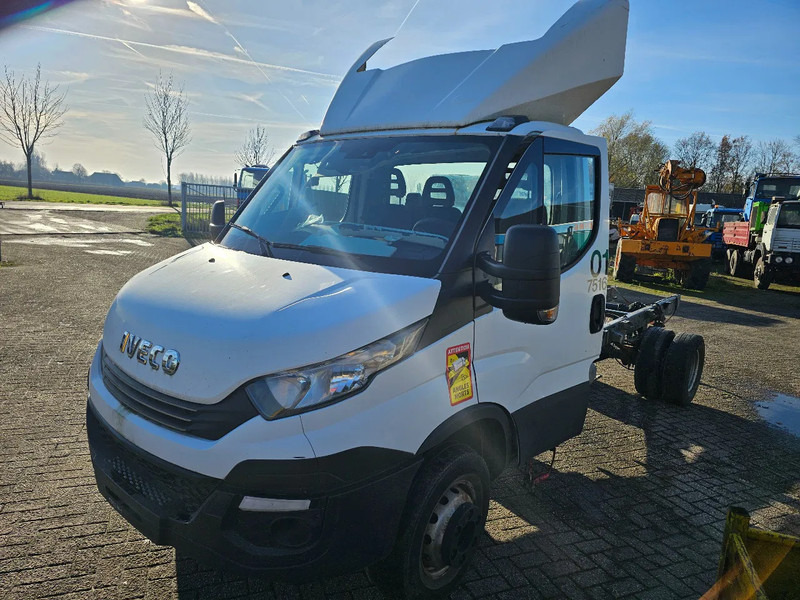 Iveco Daily IS70C12BA - Φορτηγό σασί: φωτογραφία 1 Iveco Daily IS70C12BA - Φορτηγό σασί: φωτογραφία 1