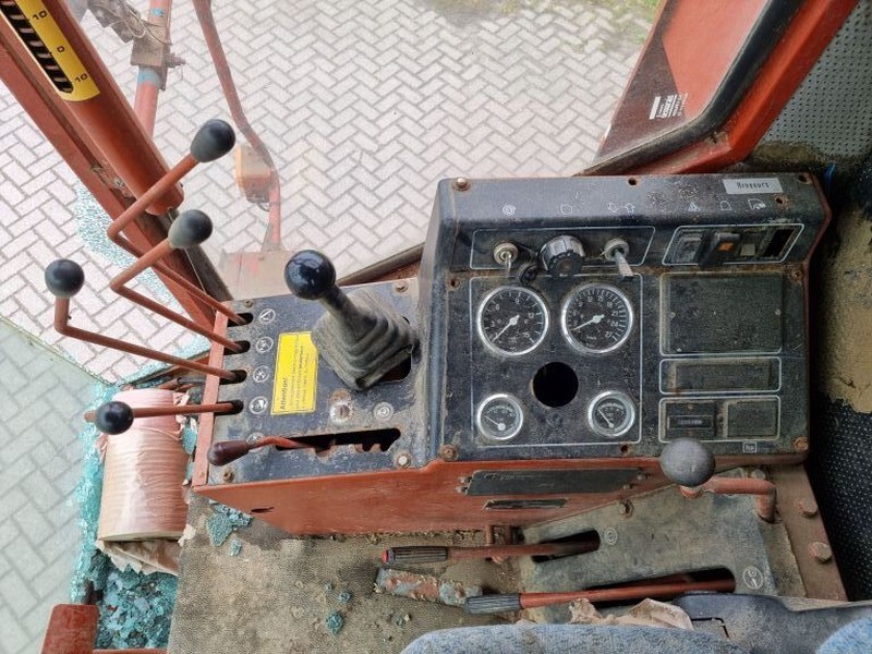 Θεριζοαλωνιστική μηχανή Laverda 3500: φωτογραφία 10