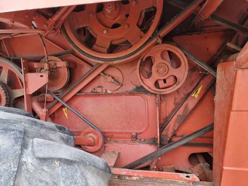 Θεριζοαλωνιστική μηχανή Laverda 3500: φωτογραφία 16