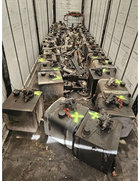 Onbekend 30x Complete PTO system - Υδραυλικό για Φορτηγό: φωτογραφία 1 Onbekend 30x Complete PTO system - Υδραυλικό για Φορτηγό: φωτογραφία 1