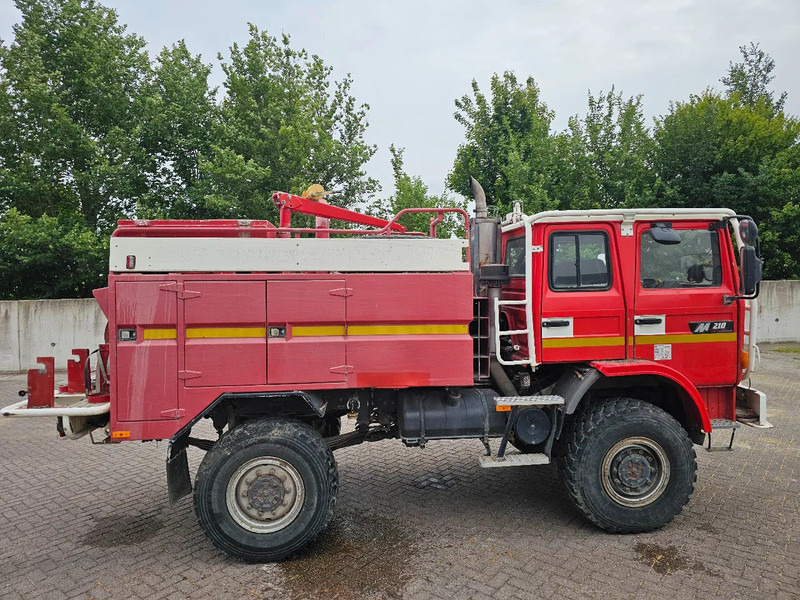 Renault M210 Arbois 3500L - Hydraulic winch - Πυροσβεστικό όχημα: φωτογραφία 4 Renault M210 Arbois 3500L - Hydraulic winch - Πυροσβεστικό όχημα: φωτογραφία 4