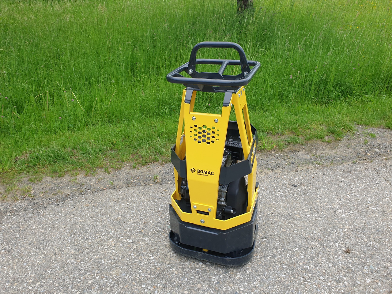 Bomag BR 95 - Δονητική πλάκα: φωτογραφία 1 Bomag BR 95 - Δονητική πλάκα: φωτογραφία 1