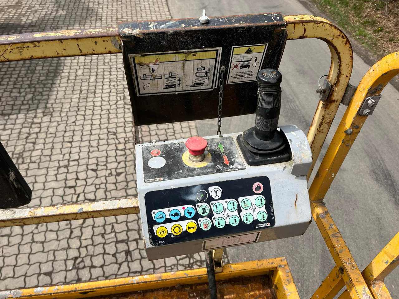 Πλατφόρμα εναέρια HAULOTTE H 15 SX: φωτογραφία 7 Πλατφόρμα εναέρια HAULOTTE H 15 SX: φωτογραφία 7