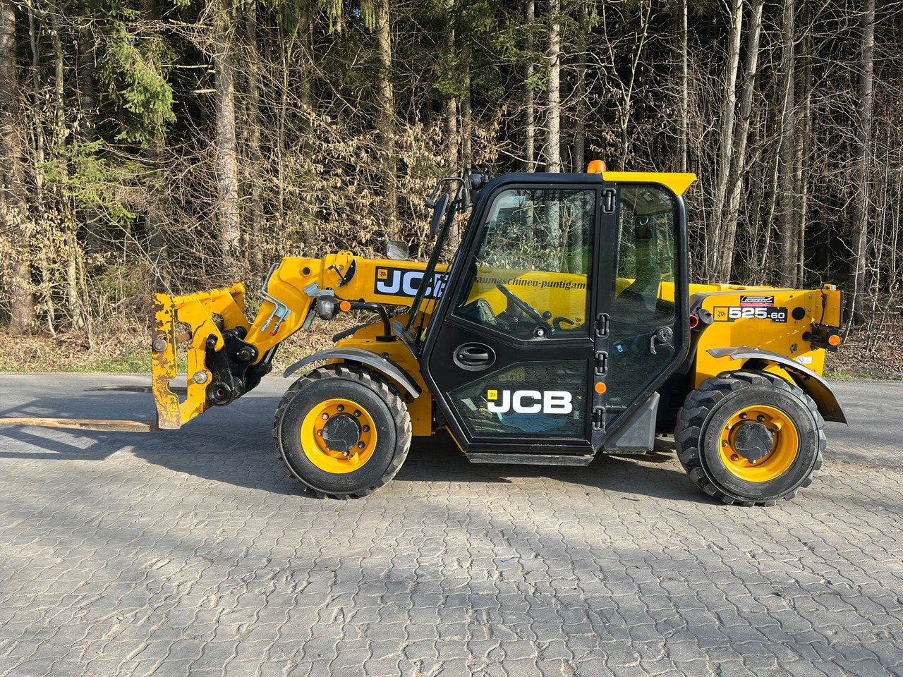 JCB 525-60 - Τηλεσκοπικός φορτωτής: φωτογραφία 1 JCB 525-60 - Τηλεσκοπικός φορτωτής: φωτογραφία 1