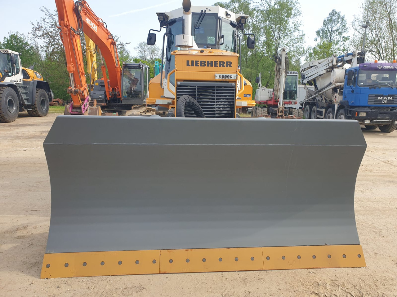 LIEBHERR PR 726 05 LGP - Μπουλντόζα: φωτογραφία 4 LIEBHERR PR 726 05 LGP - Μπουλντόζα: φωτογραφία 4