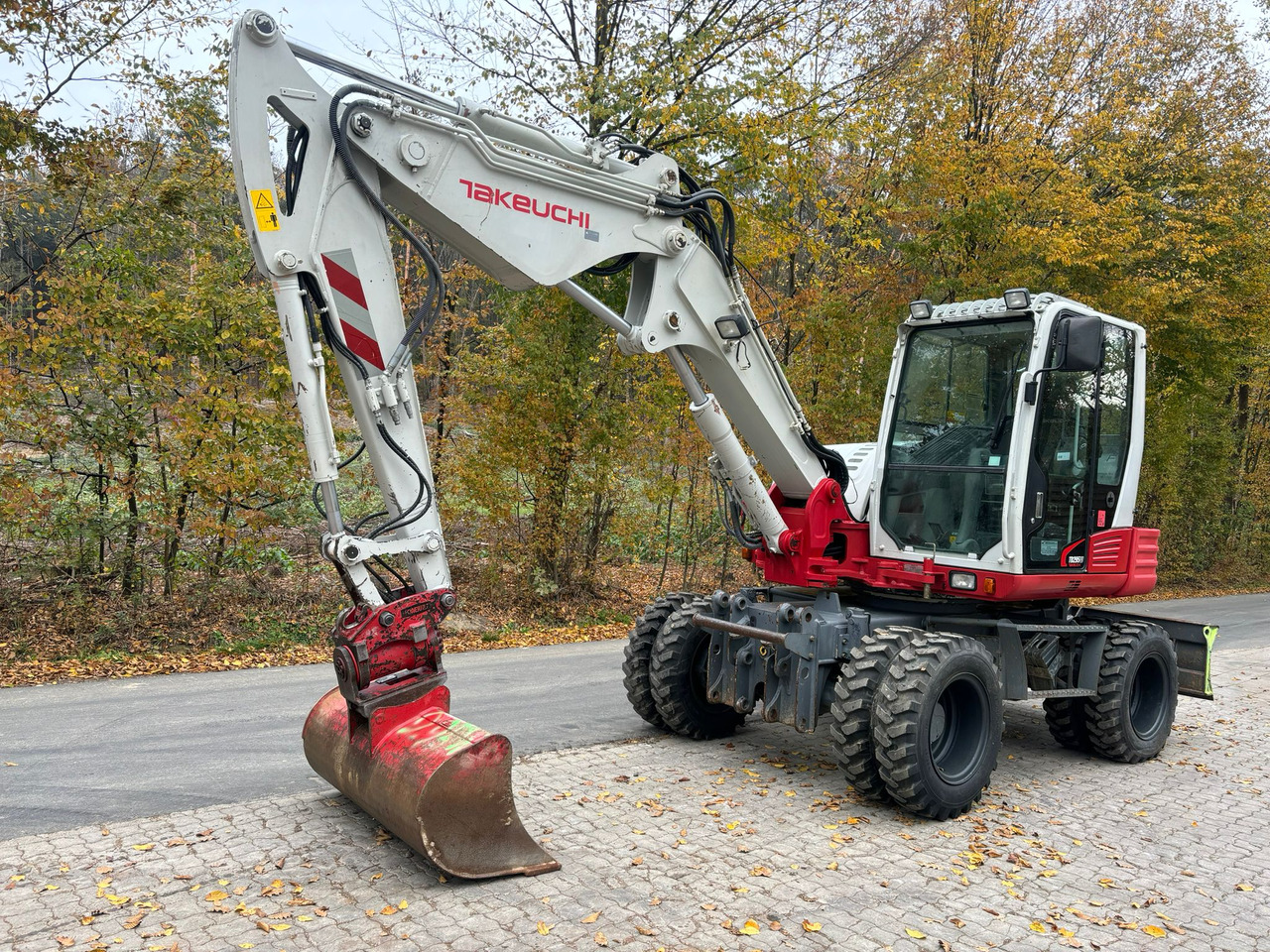 TAKEUCHI TB 295 W - Τροχοφόρος εκσκαφέας: φωτογραφία 3 TAKEUCHI TB 295 W - Τροχοφόρος εκσκαφέας: φωτογραφία 3