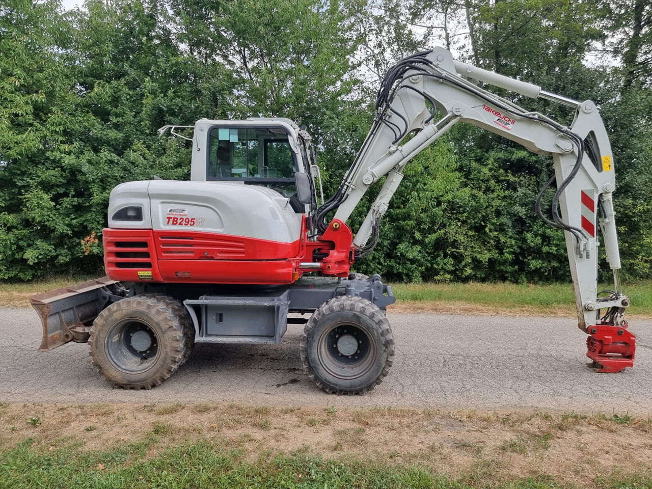 Takeuchi TB 295 W - Τροχοφόρος εκσκαφέας: φωτογραφία 2 Takeuchi TB 295 W - Τροχοφόρος εκσκαφέας: φωτογραφία 2