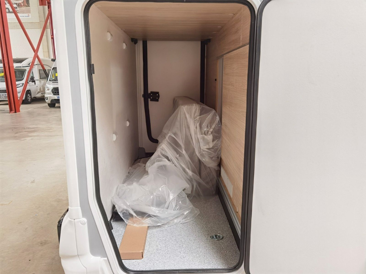 Ημιενιαίο αυτοκινούμενο Chausson 630 TITANIUM / - 2026 - / EINZEL. - HUBBETTEN: φωτογραφία 12