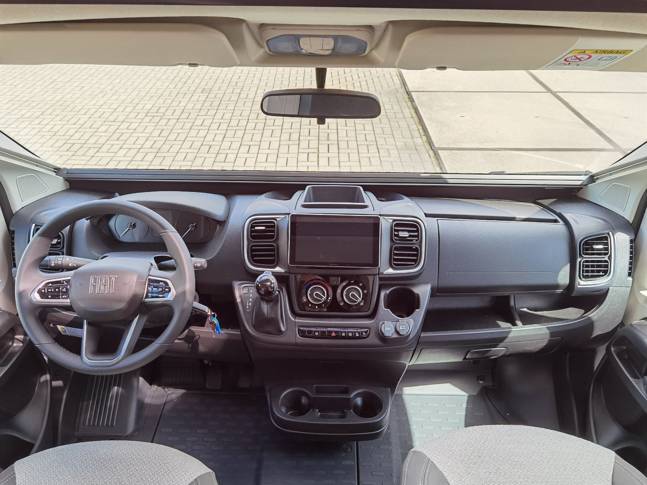 Ημιενιαίο αυτοκινούμενο Chausson 640 ULTIMATE / -2026- / 180PS-8G AUTOMATIK / AHK: φωτογραφία 10 Ημιενιαίο αυτοκινούμενο Chausson 640 ULTIMATE / -2026- / 180PS-8G AUTOMATIK / AHK: φωτογραφία 10