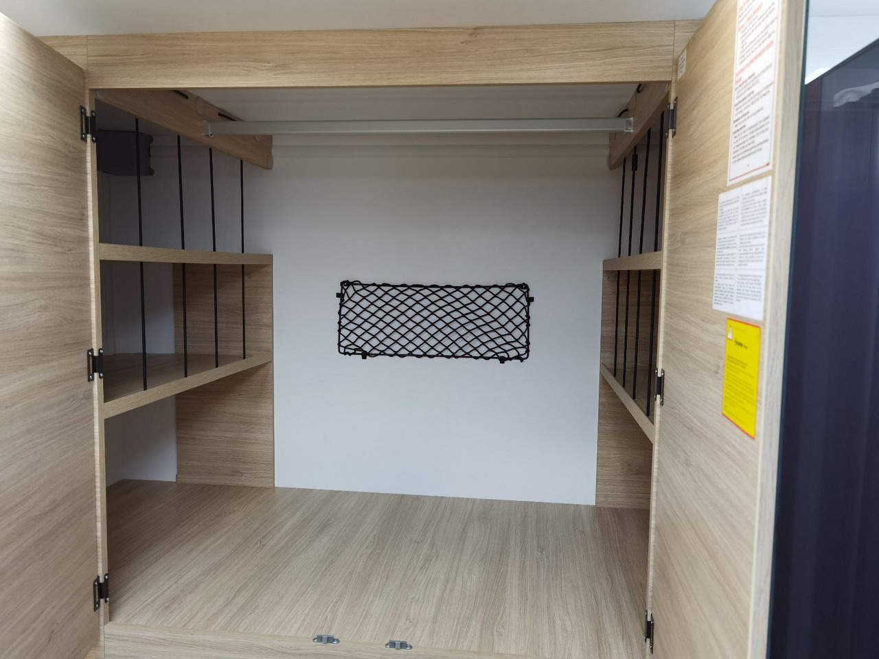 Ημιενιαίο αυτοκινούμενο Chausson 640 ULTIMATE / -2026- / XX-HUBBETT / DRIVE-PAKET: φωτογραφία 23