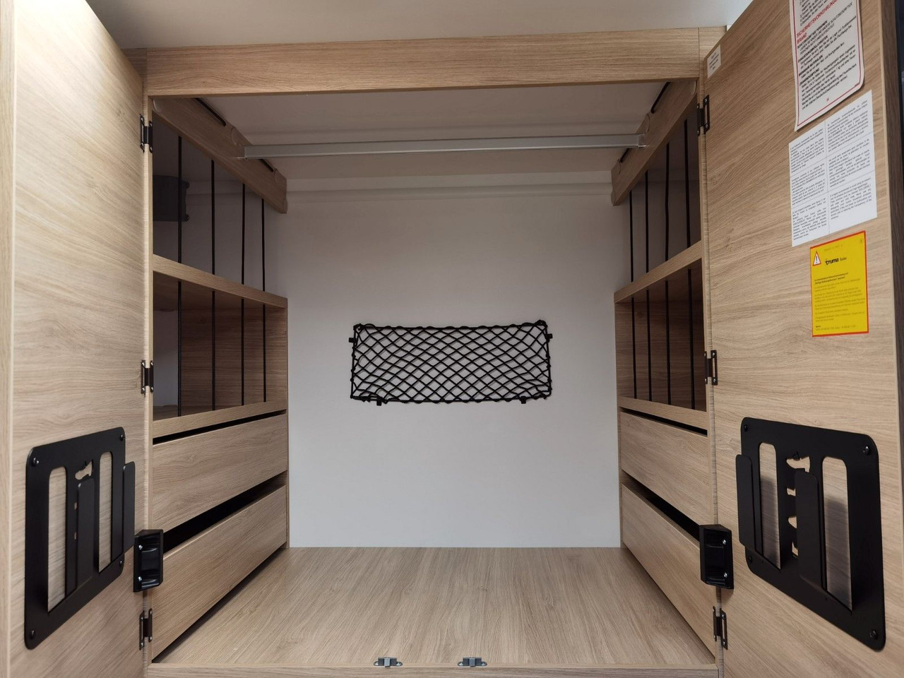 Ημιενιαίο αυτοκινούμενο Chausson 650 TITANIUM / - 2026 - / 165PS - 8G. / HUBBETT: φωτογραφία 22 Ημιενιαίο αυτοκινούμενο Chausson 650 TITANIUM / - 2026 - / 165PS - 8G. / HUBBETT: φωτογραφία 22