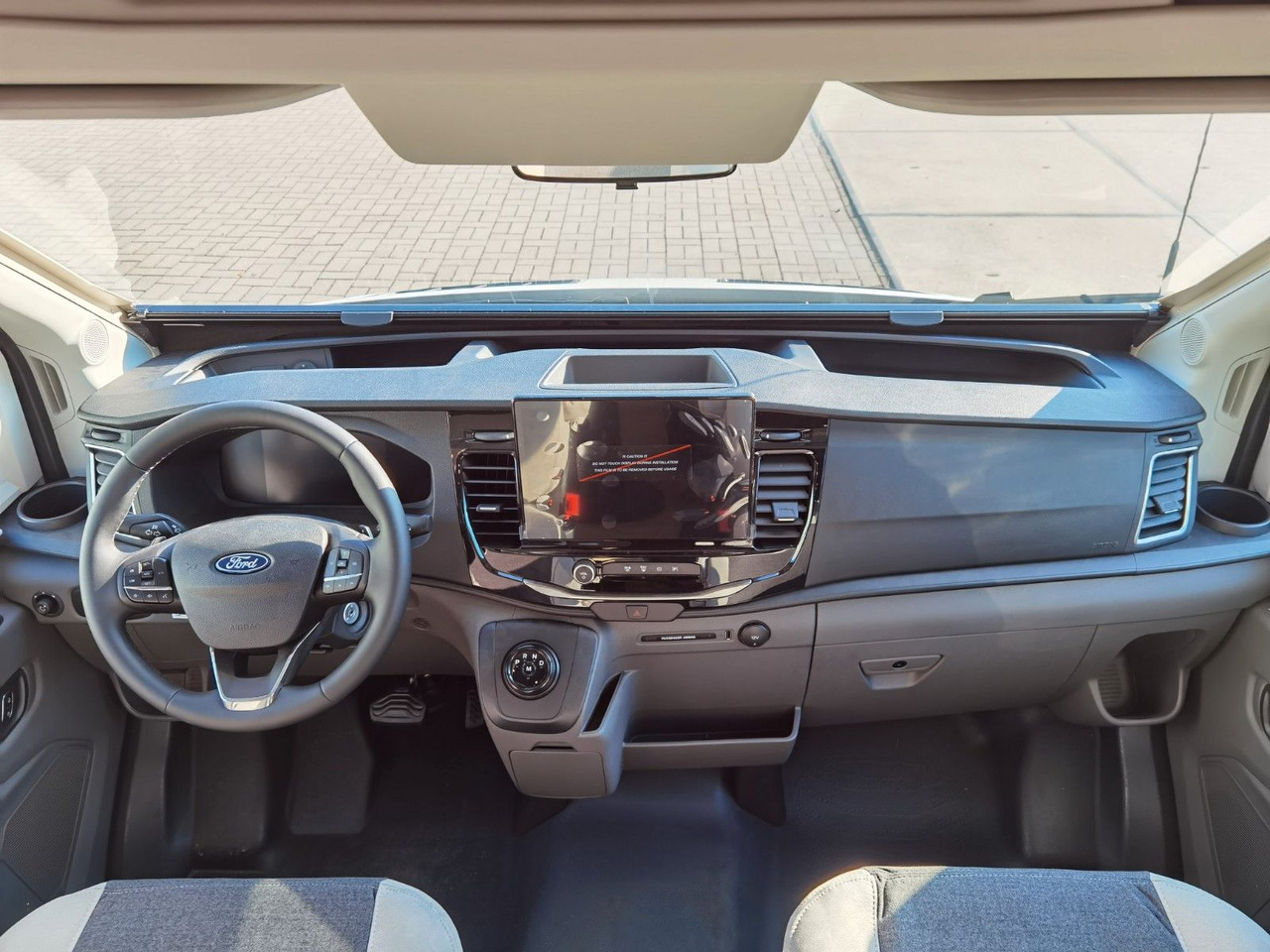 Ημιενιαίο αυτοκινούμενο Chausson 650 TITANIUM / - 2026 - / 165PS - 8G. / HUBBETT: φωτογραφία 10 Ημιενιαίο αυτοκινούμενο Chausson 650 TITANIUM / - 2026 - / 165PS - 8G. / HUBBETT: φωτογραφία 10