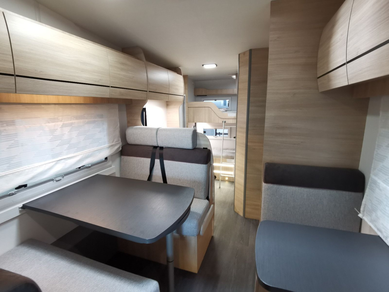 Αυτοκινούμενο με σοφίτα Chausson C 656 FIRST LINE /-2025- / 140PS / ETAGENBETTEN: φωτογραφία 16