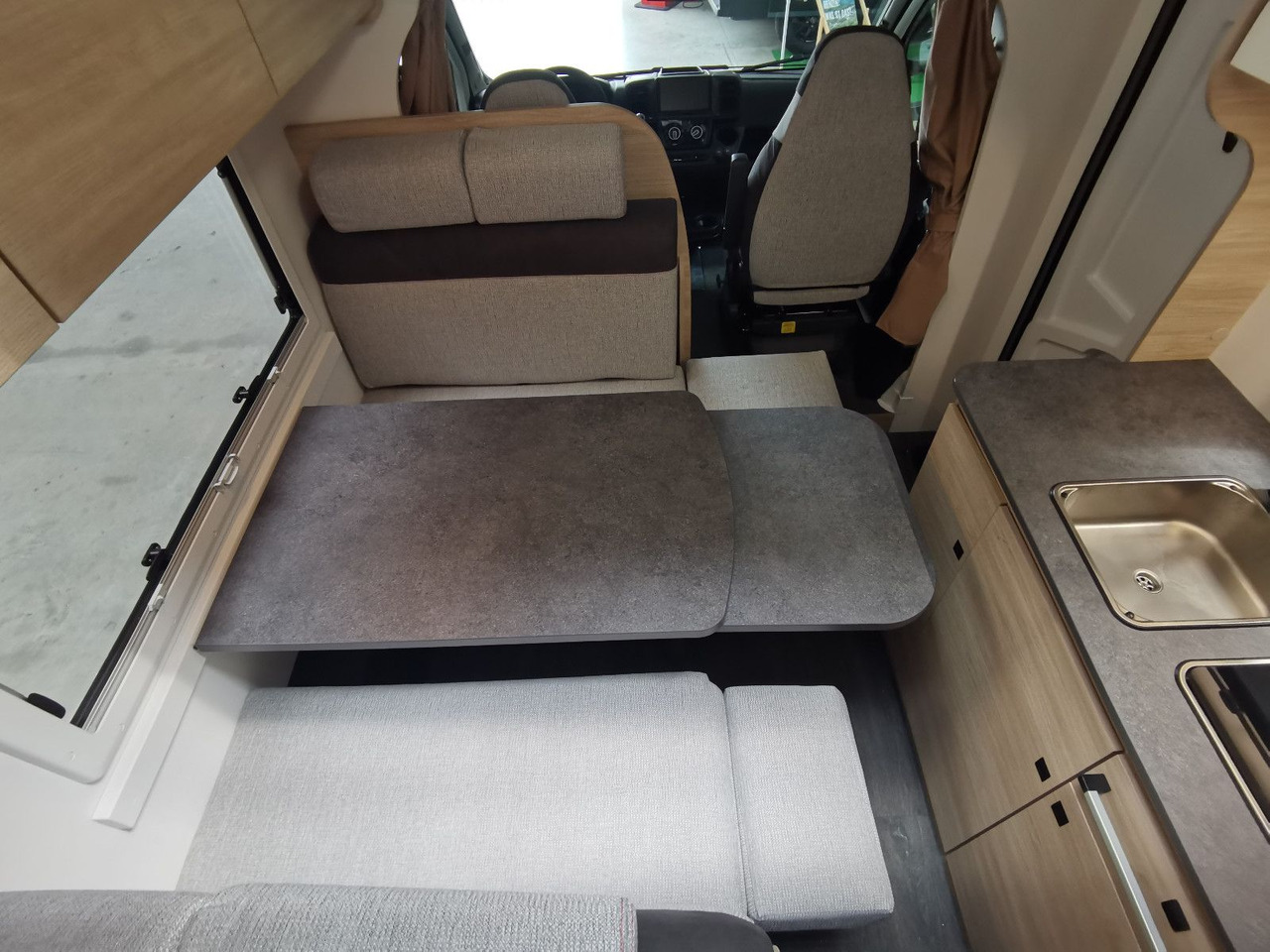 Leasing  Chausson C 727 FIRST LINE /140PS / EINZELBETTEN & ALKOVEN Chausson C 727 FIRST LINE /140PS / EINZELBETTEN & ALKOVEN: φωτογραφία 13