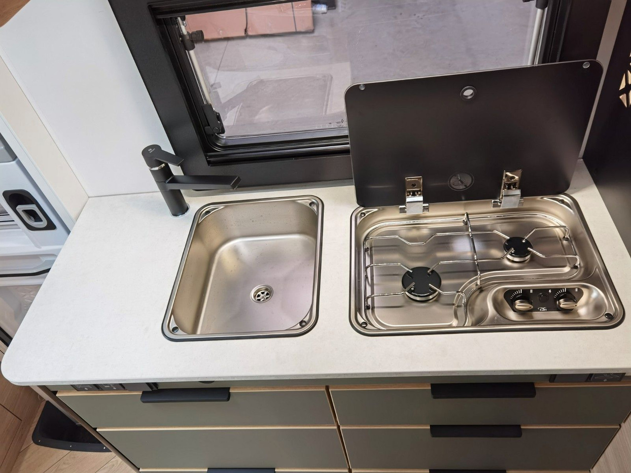 Ημιενιαίο αυτοκινούμενο Chausson X 650 EXCLUSIVE LINE / - 2025 - / XXL - HUBBETT: φωτογραφία 19 Ημιενιαίο αυτοκινούμενο Chausson X 650 EXCLUSIVE LINE / - 2025 - / XXL - HUBBETT: φωτογραφία 19