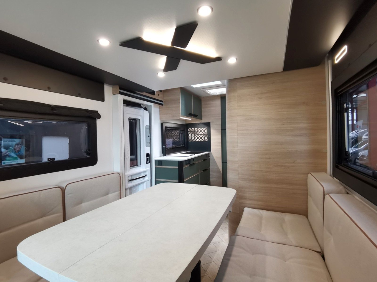 Ημιενιαίο αυτοκινούμενο Chausson X 650 EXCLUSIVE LINE / - 2025 - / XXL - HUBBETT: φωτογραφία 13 Ημιενιαίο αυτοκινούμενο Chausson X 650 EXCLUSIVE LINE / - 2025 - / XXL - HUBBETT: φωτογραφία 13