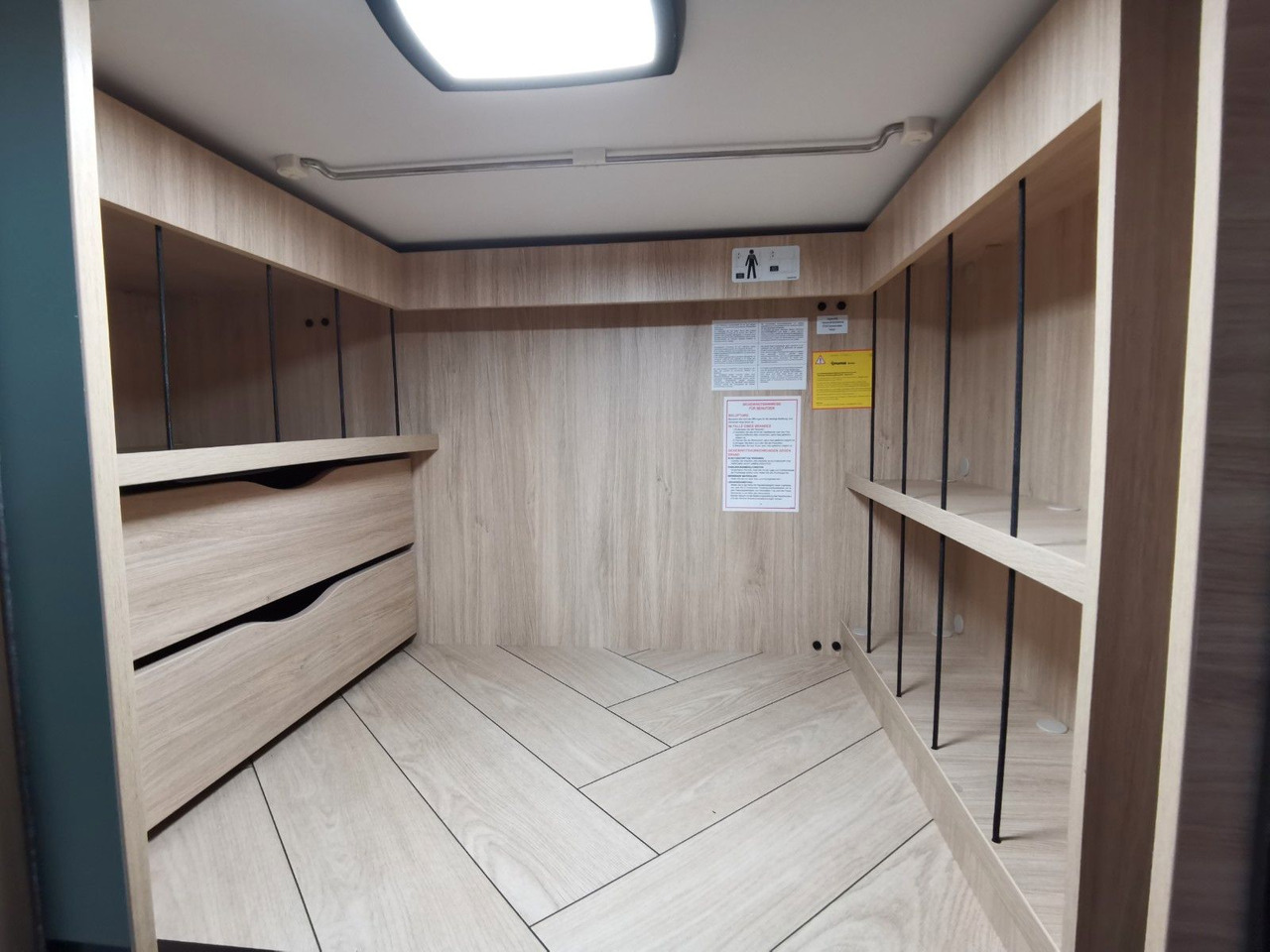 Ημιενιαίο αυτοκινούμενο Chausson X 650 EXCLUSIVE LINE / - 2025 - / XXL - HUBBETT: φωτογραφία 24 Ημιενιαίο αυτοκινούμενο Chausson X 650 EXCLUSIVE LINE / - 2025 - / XXL - HUBBETT: φωτογραφία 24