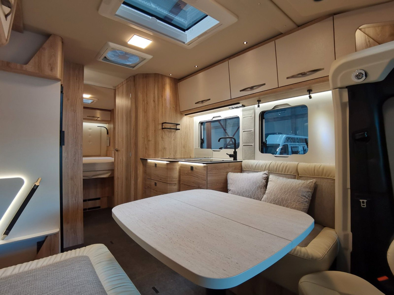 Ημιενιαίο αυτοκινούμενο Eura Mobil PROFILA T 726 QF FREESTYLE / -2026 - / 170PS -9G: φωτογραφία 16 Ημιενιαίο αυτοκινούμενο Eura Mobil PROFILA T 726 QF FREESTYLE / -2026 - / 170PS -9G: φωτογραφία 16