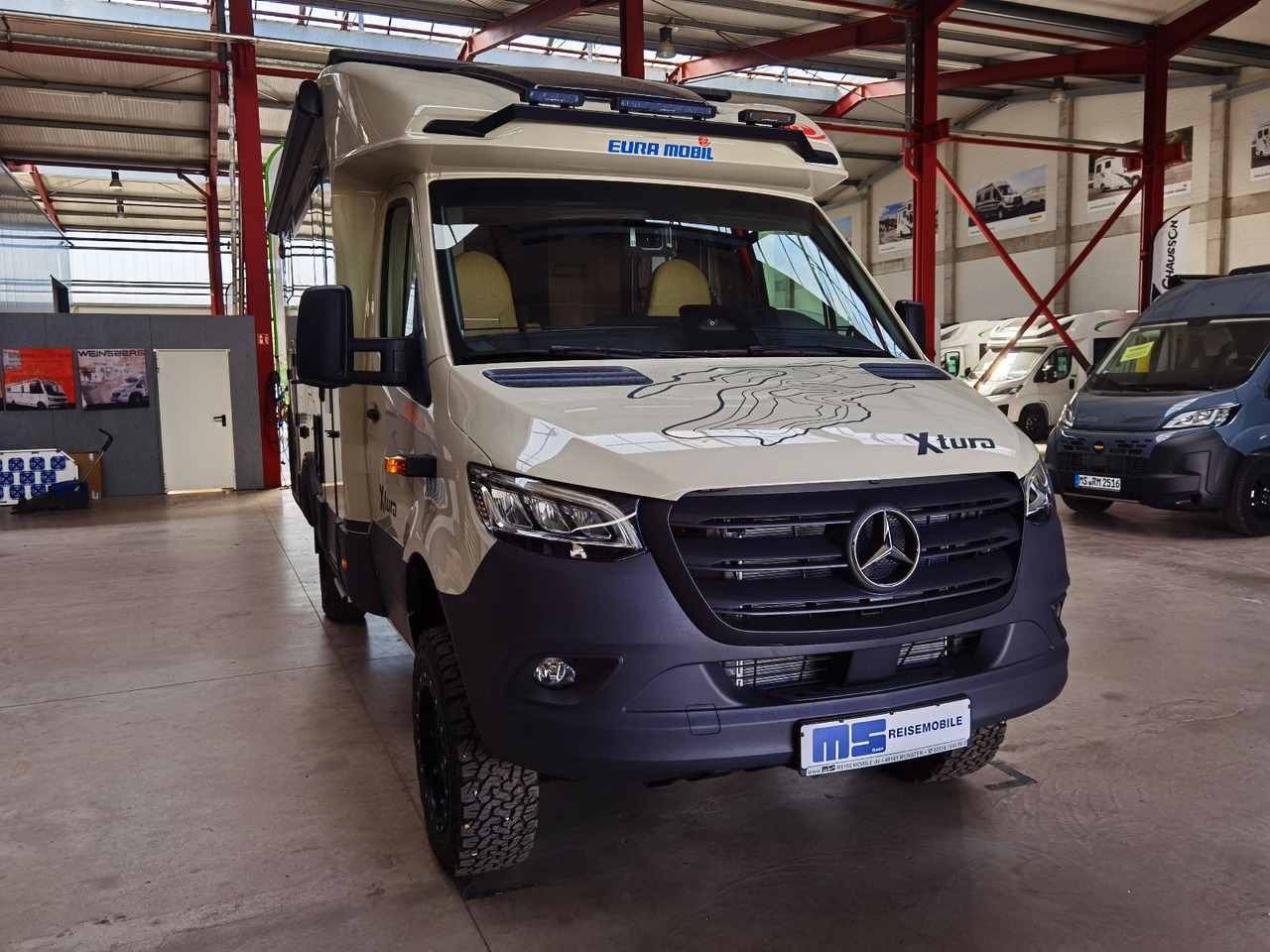 Ημιενιαίο αυτοκινούμενο Eura Mobil XTURA 686 EF / - 2025 - / 4x4 - FERNREISEMOBIL: φωτογραφία 11