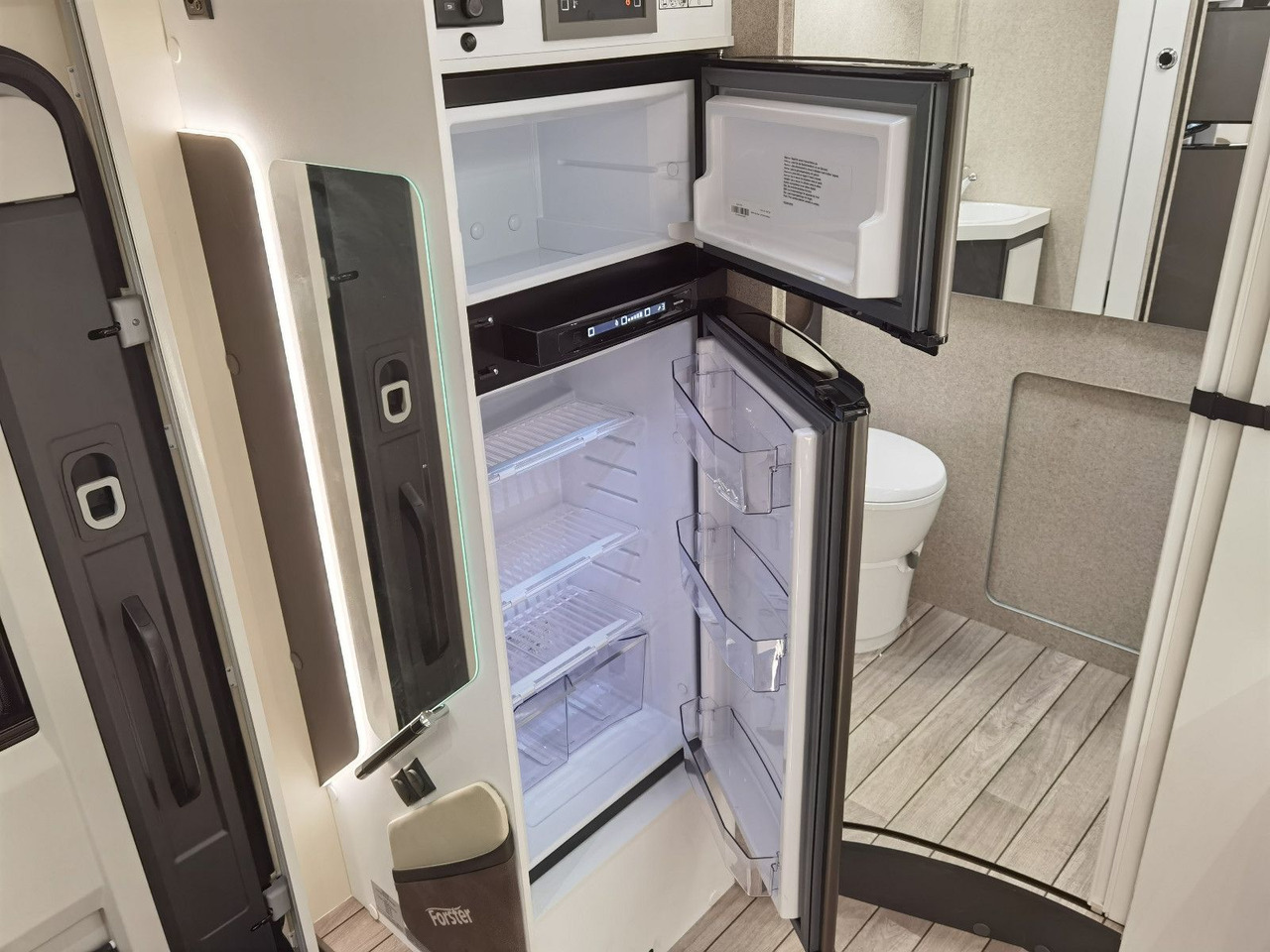 Ημιενιαίο αυτοκινούμενο Forster T 699 LF /-MODELL 2025- / XXL- HUBBETT & RAUMBAD: φωτογραφία 18