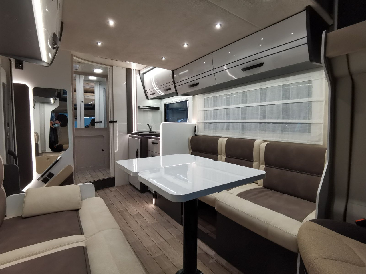 Ημιενιαίο αυτοκινούμενο Forster T 699 LF /-MODELL 2025- / XXL- HUBBETT & RAUMBAD: φωτογραφία 15